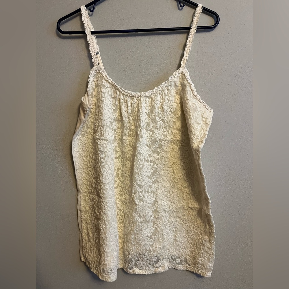 Maurice’s size large